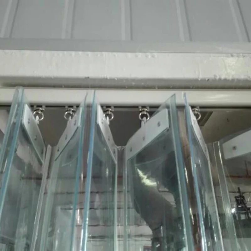 Cortinas de plástico PVC transparentes personalizables, resistentes al  viento, correderas, aislamiento térmico, puertas, ventanas y pantallas -  AliExpress