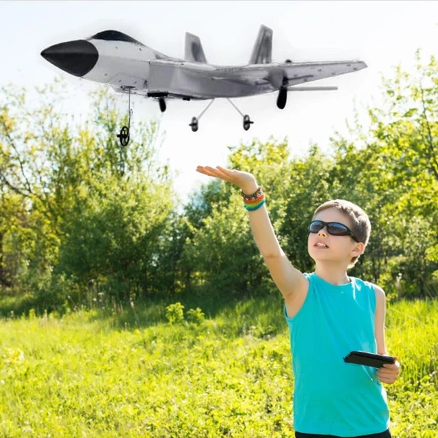 V17 RC Avião de Controle Remoto, 2.4G, Fighter Hobby Plane, Avião Planador,  Brinquedos De Espuma EPP, Presente Dos Miúdos - AliExpress