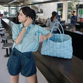 

2020 New Pillow Bag Woven Female Bag Leather Shopping Shoulder Bags High Quality Fashion Cause Women Leather Handbags Sac A Main