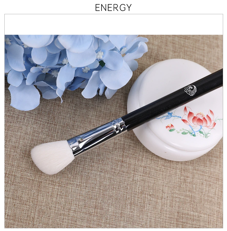 白底详情模板_02