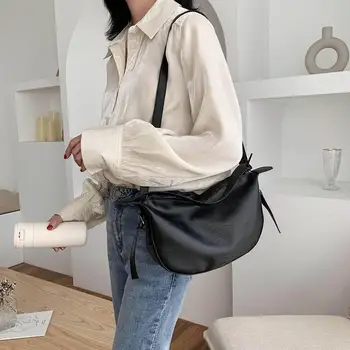 

Fashion PU Leather Women Messenger Bags Female Dailywear Shoulder Handbags Female Classic Elegant Shoulder Handbags