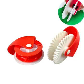 

New Spaghett Noodle Maker Lattice Roller Docker Dough Cutter Tool Kitchen Helper DIY Dough Cutting Tools