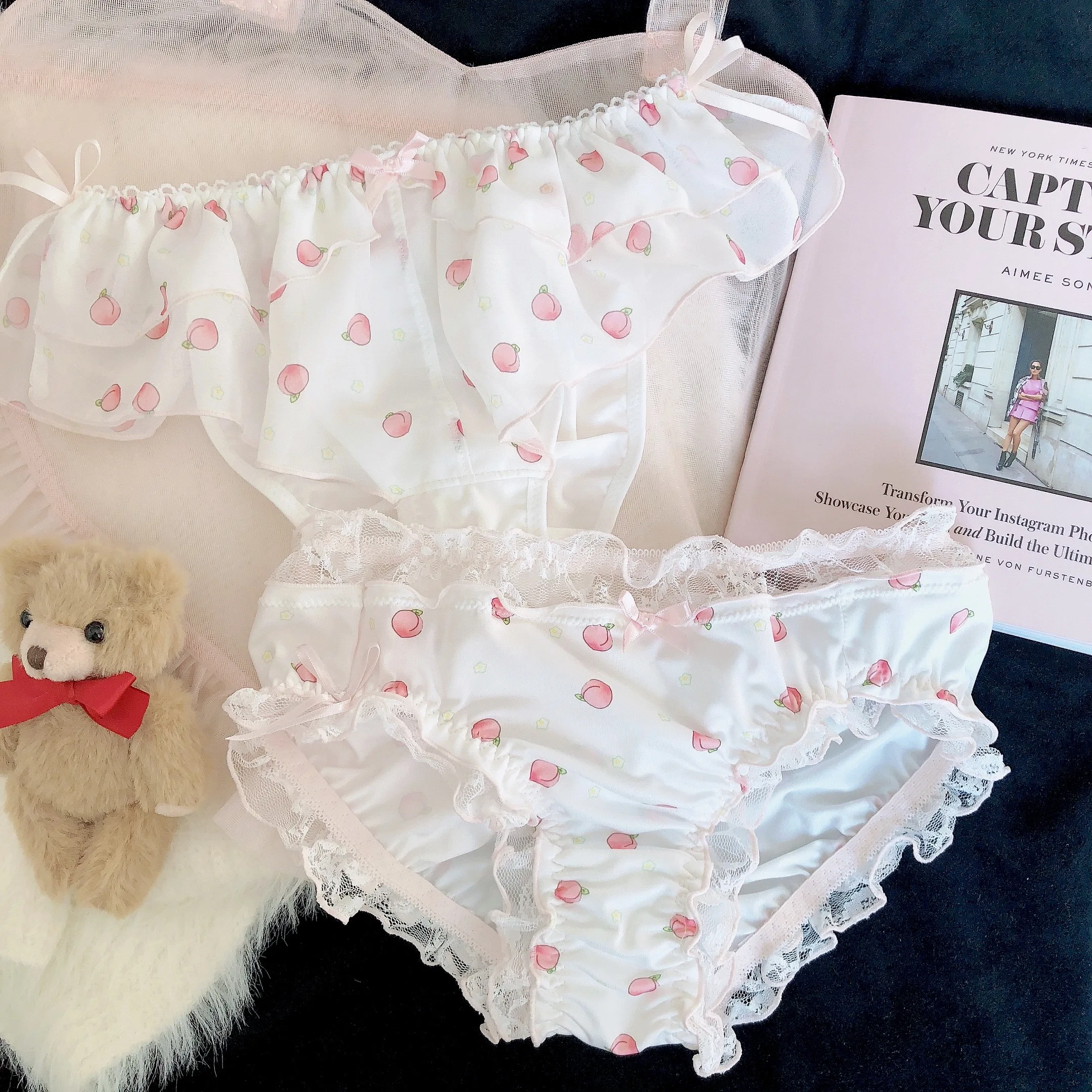 

Janpanese Soft Sister Maiden Cute Underwear Pure Desire Lolita Lace Bowknot Low Waist Panties Honey Peach Pattern Briefs