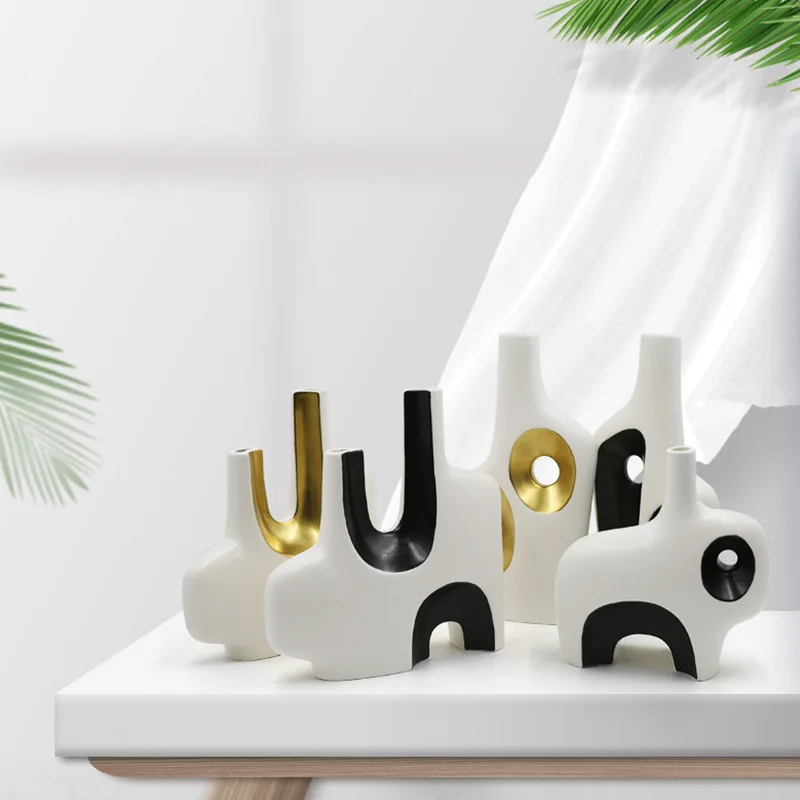 

Modern ceramic crafts light luxury hand-painted home ornaments vase creative electroplating living room decoration decoration
