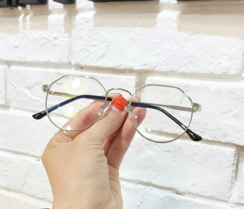 10421645670_770435616