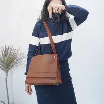 

New brand high quality PU leather large pocket casual handbag women's handbag shoulder bag large capacity handbag Black Brown