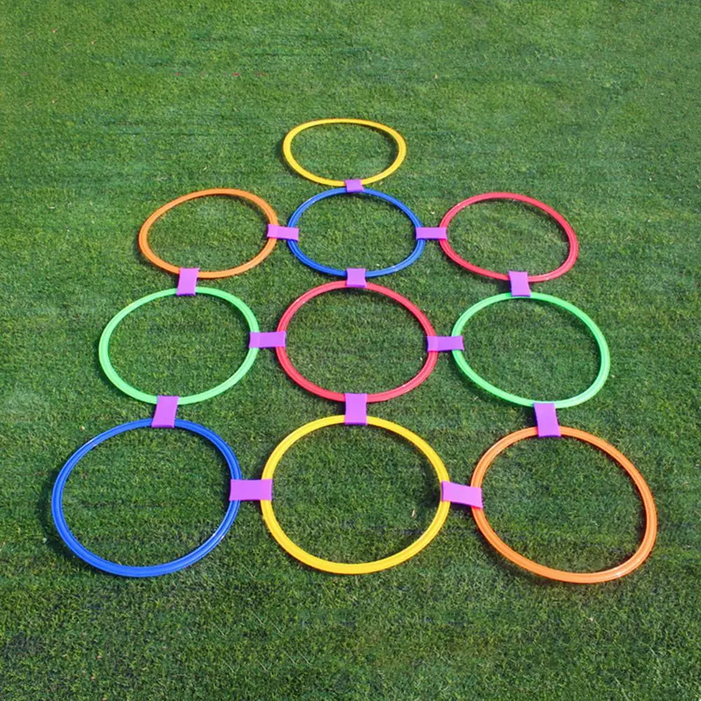 Hopscotch Ring Game Toys 10 anneaux multicolores et 9 connecteurs pour une utilisation Fun intérieur ou extérieur Creative Ensemble de jeu pour les filles et les garçons Bring Heartbeat 