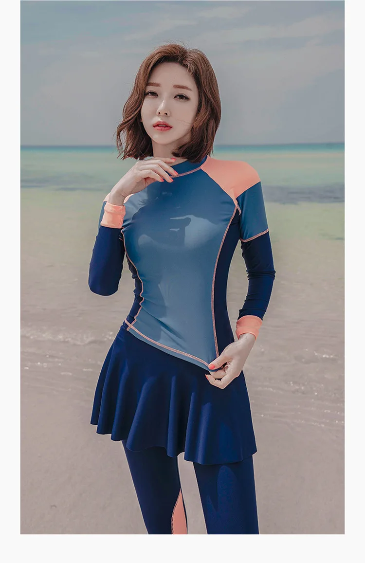 12469570859_239772734