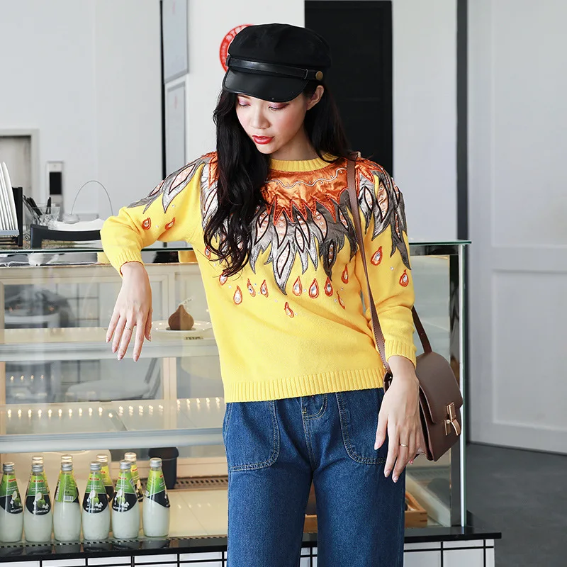 

New Arrival Women's 2019 Fall Winter Sweaters O-neck Knit Pullovers Crystal Beading Yellow Sweater Christmas sweater