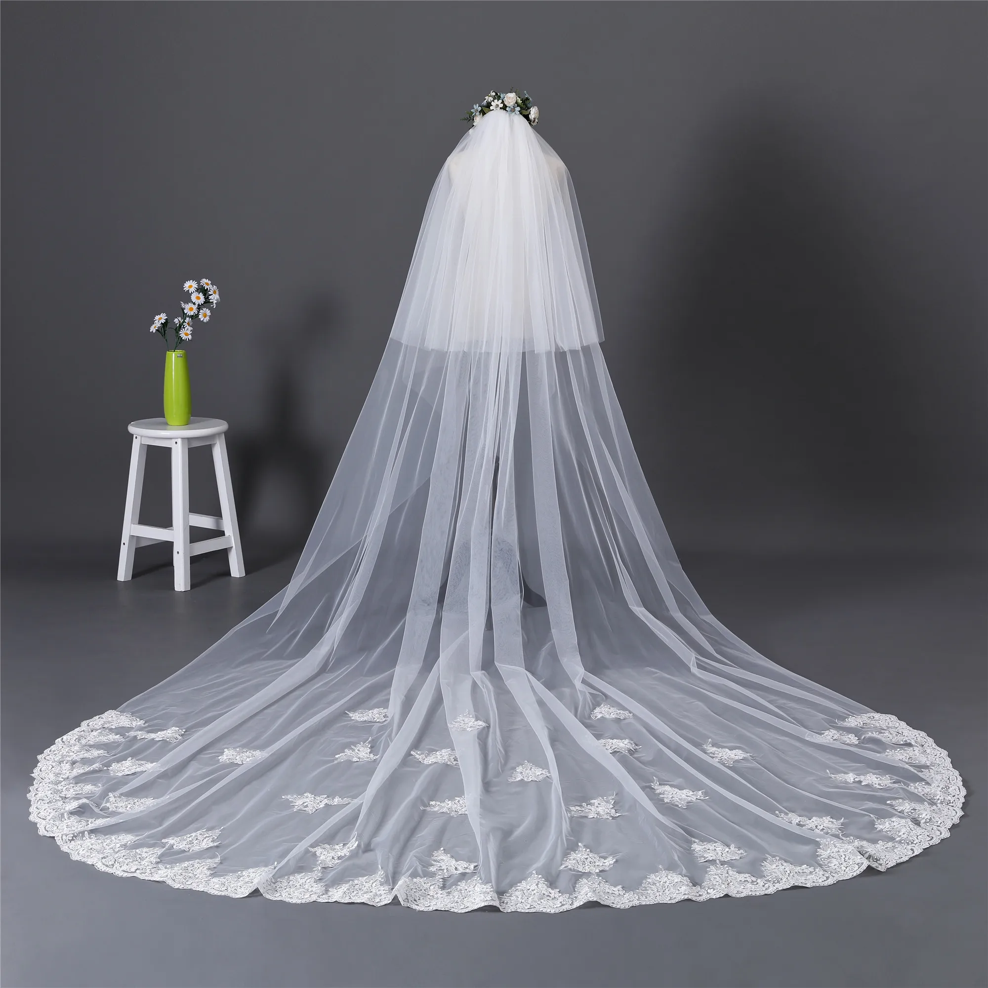 

Erosebridal New Arrival 2019 Cathedral 350cm Bride Veil Lace Edge Veil Long Women Wedding White Veil 2 Tiers layers
