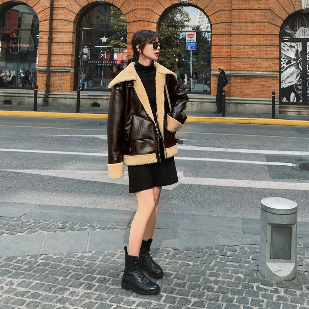 

Photo Shoot Streetwear Women's Contrast Color PU Leather 2019 Winter New Style Retro Laziness-Style Fur Lambs Wool Coat