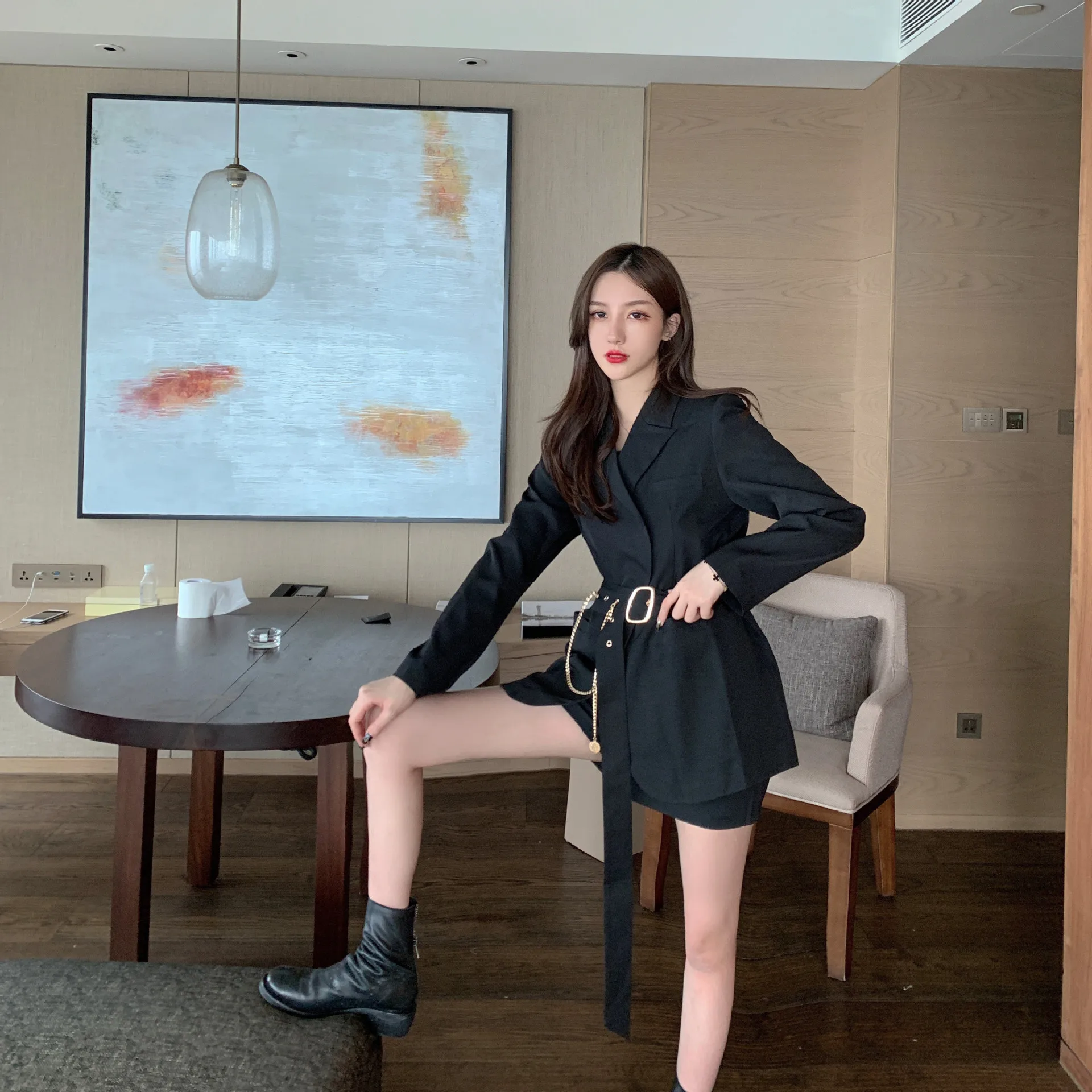 Photo Shoot Net Price Loose-Fit Black And White with Pattern Western Style Casual Small Suit Elegant Thin Chain Belt Suit Coat W