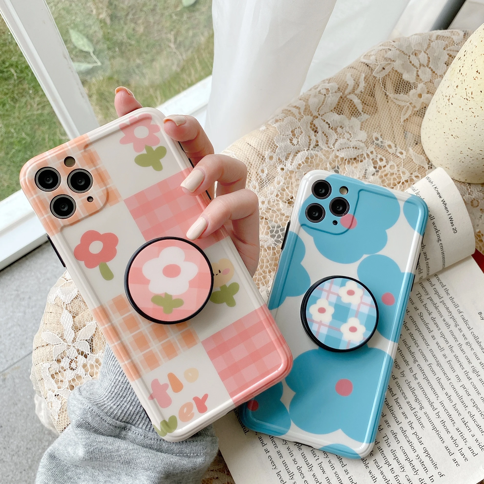 

Cute Girl Cartoon Flower Case For iPhone 11 Pro Max XR XS Max For IPhone 8 7 Plus 6S plus Soft Silicon Holder Phone Back Cover