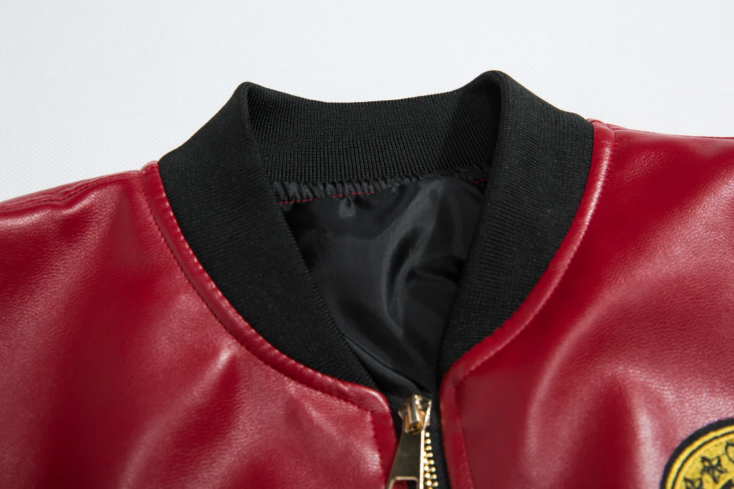 Весенне-осенняя куртка из искусственной кожи популярного бренда Harajuku с вышивкой в виде крыльев и локомотива, бейсбольная форма для мужчин и женщин, Молодежная