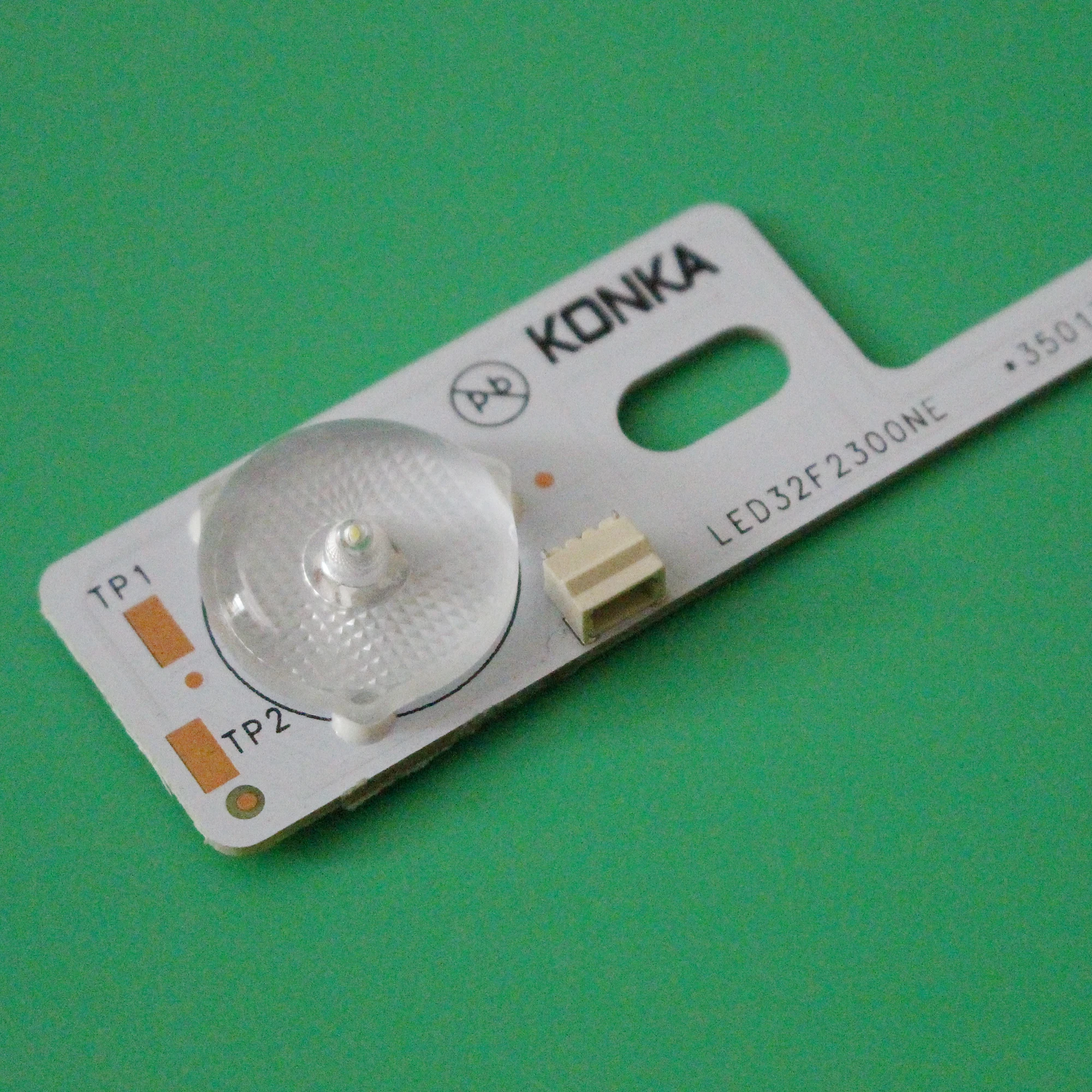 4 шт./лот для Konka LED32F3700PF/LED32F2300NE light bar * 35018402 35017947 в 1|Пульты ДУ| |