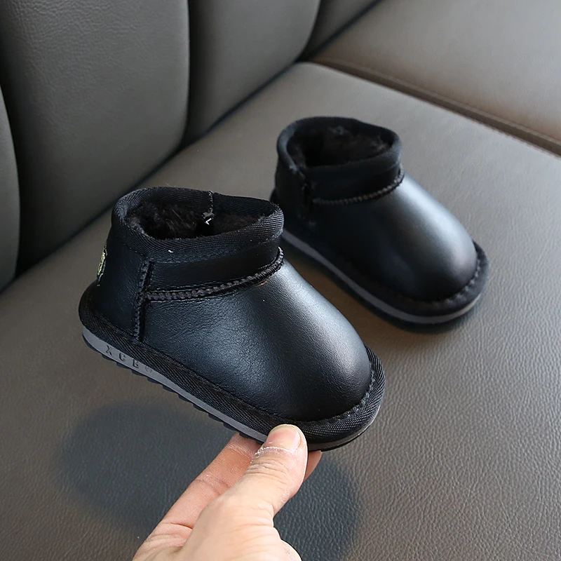 Черный Новинка зимы Детские Softsoles для мальчиков на зиму, для девочек 0-в возрасте от 1 года до 3 лет, для девочек, утолщенные теплые ботинки на плоской подошве ботинки для малышей - Цвет: Черный