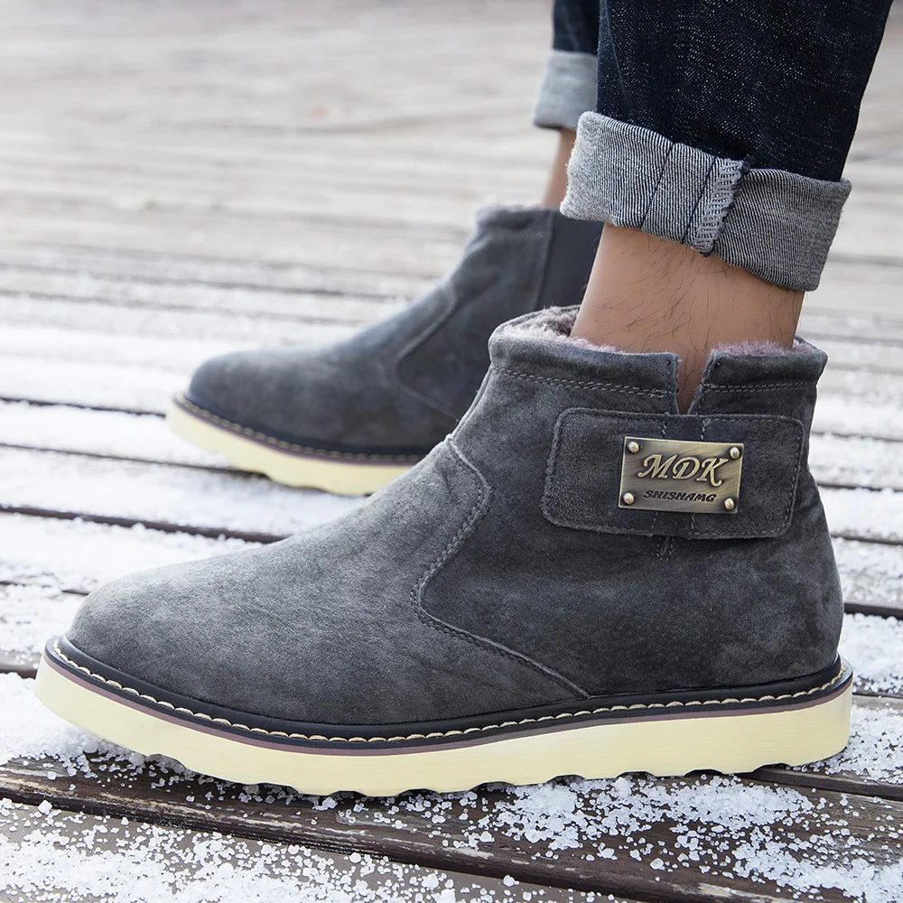 

Vintage Men's Boots Platform Slip On Warm Winter Shoes Men Soft Snow Boots For Male 2019 New Botas Hombre Cuero
