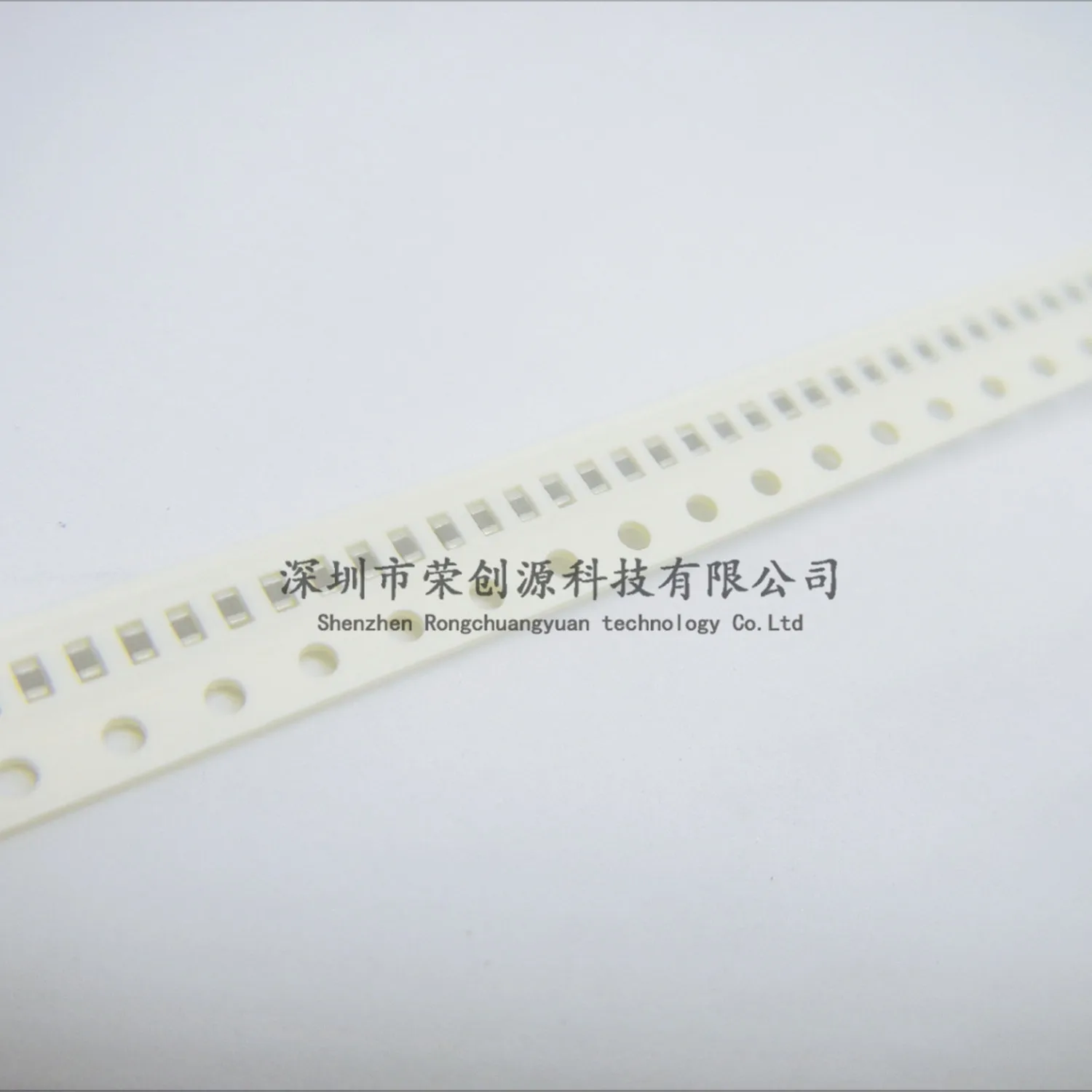 100PCS Chip Ferrite Bead BLM18SG221TN1D 0603(1608) 220Ω 220OHM 2.5A 25