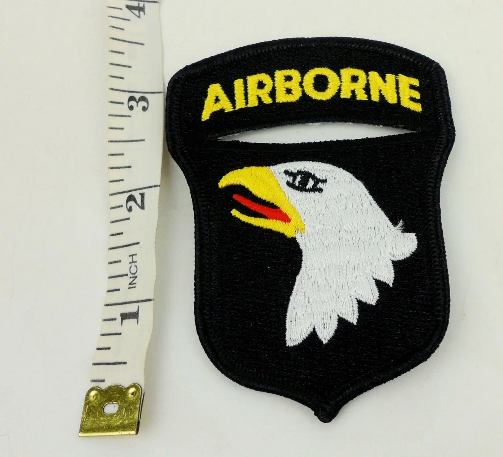 tomwang2012. WWII UNITED STATES ARMY 101ST AIRBORNE DIVISION PATCH SHOULDER SLEEVE INSIGNIA