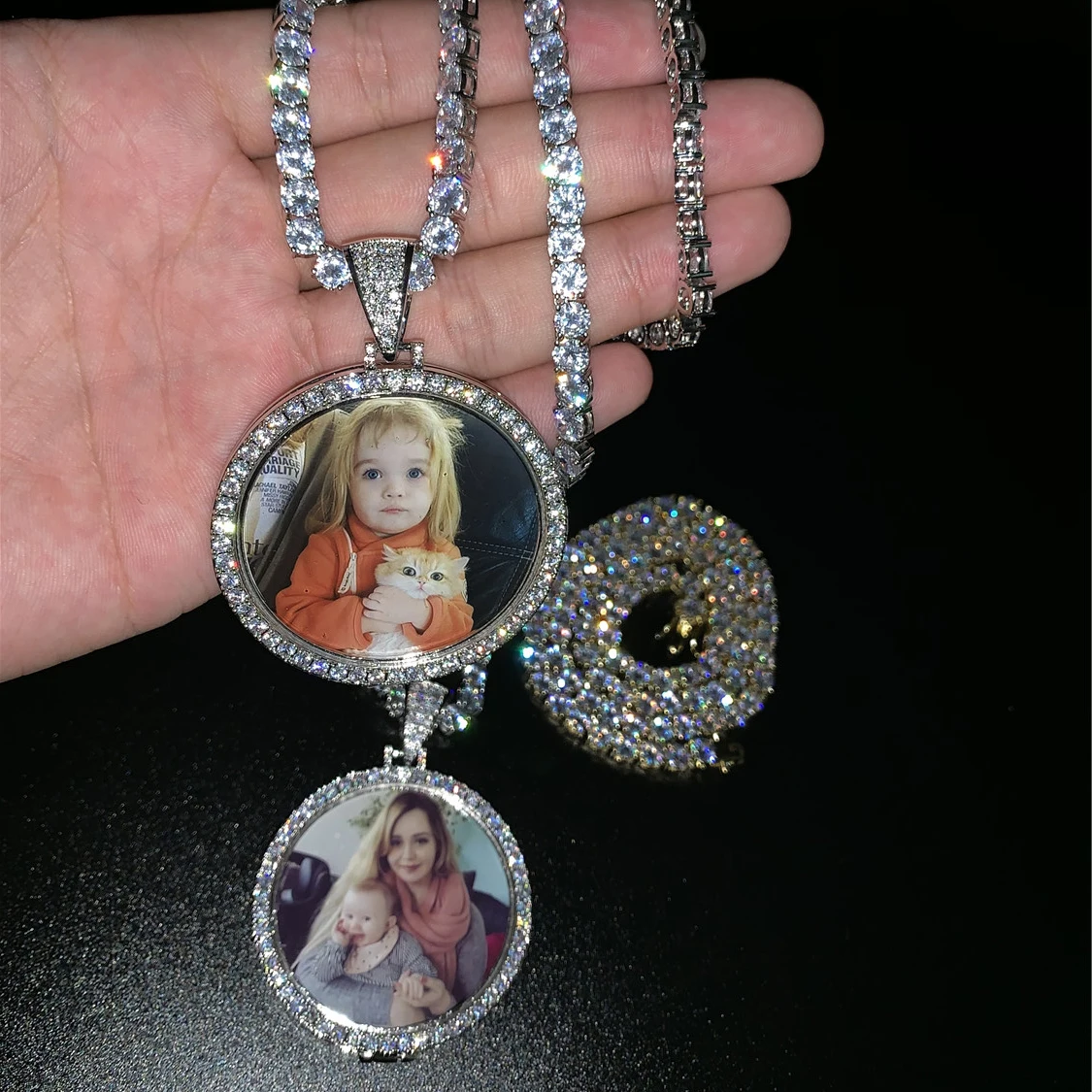 Custom Photo Medallions Necklace 