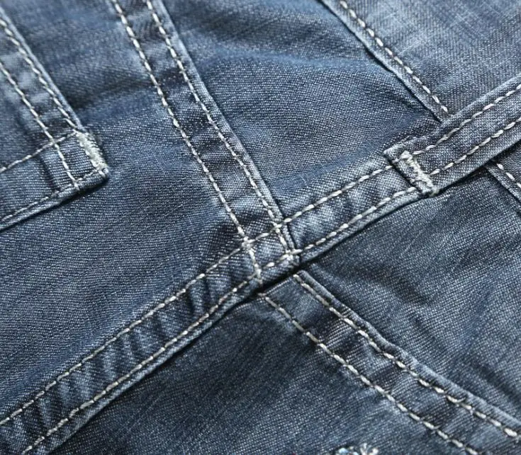 2022 Plus Size Jeans Spring Autumn Men's Denim Pants Mens Loose Straight Long Trousers Seasons Business Casual Cowboy Bottoms