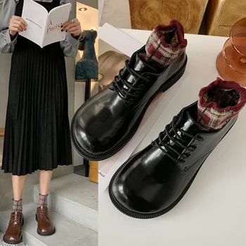 

Small leather shoes women's British retro 2020 new single shoes women flat casual round head thick bottom big shoes women