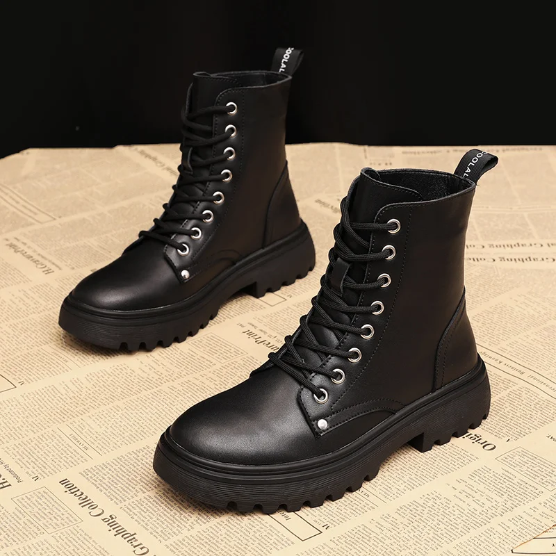 

2019 Ladies Winter Leather Plus Velvet British Wind Martin Boots Warm Fashion Lace-up Comfortable Martin Boots