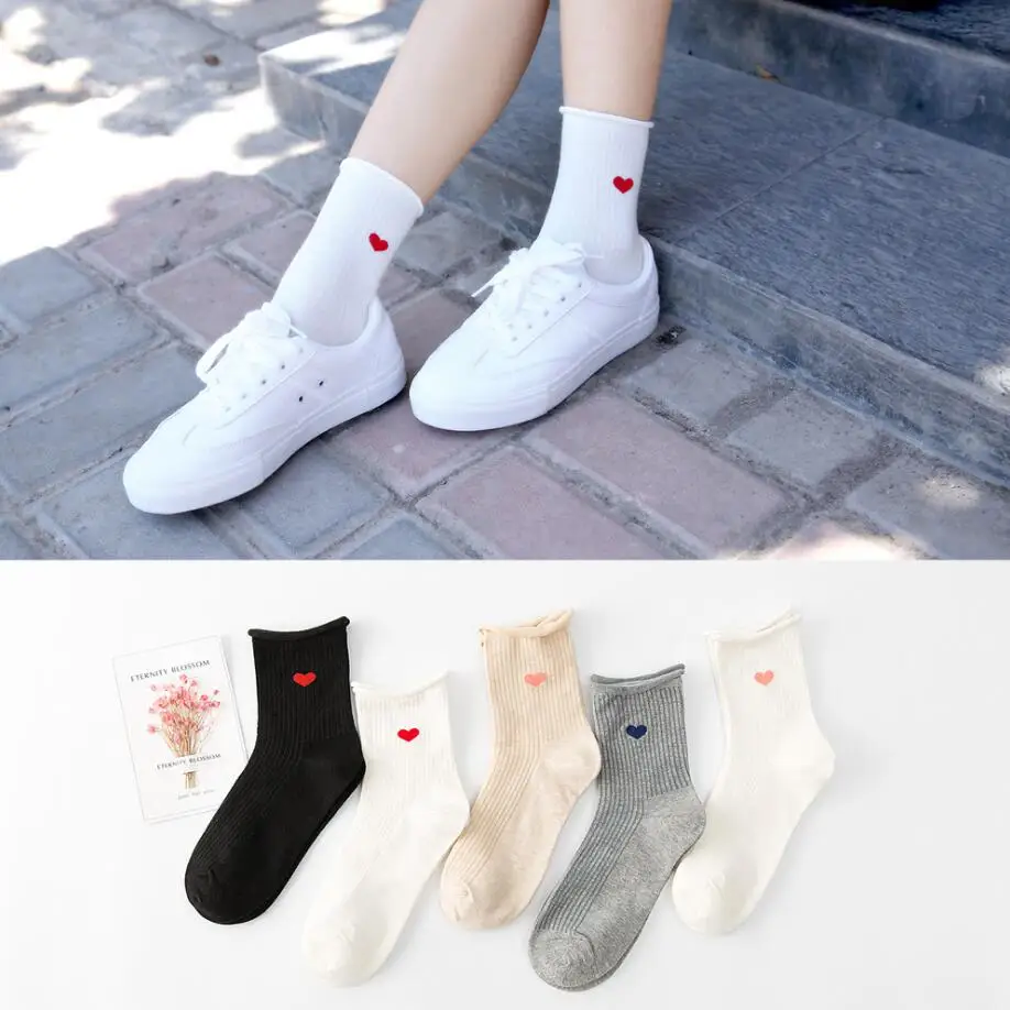 

2pcs=1pair 2019 New Women Socks Red Heart Cute College Fresh Cotton Female Socks Soft Cotton Summer Autumn Girls Sock Meias Sox