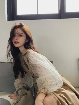 

2019 new autumn Korean version 100 loose popular waitmore windbreaker woman medium and long small thin coat