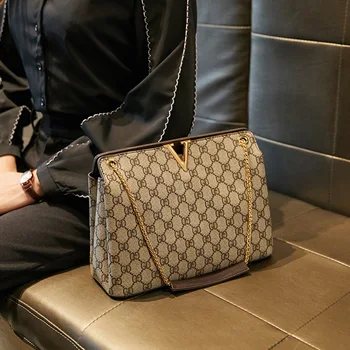 

fashion versatile brand classic print underarm bag Korean one shoulder chain messenger women's bag large capacity shoulder bag