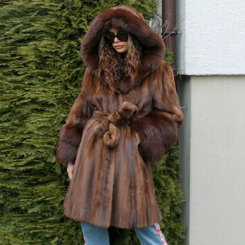 BFFUR 2022 Fashion Real Fur Coat Women Mink Fur High Quality Luxury Middle Length Natural Genuine Hooded Mink Coat with Belt