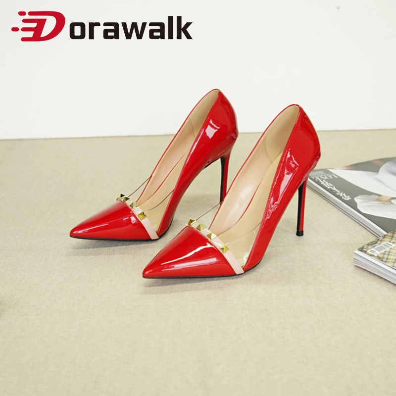 ladies gold shoes size 6