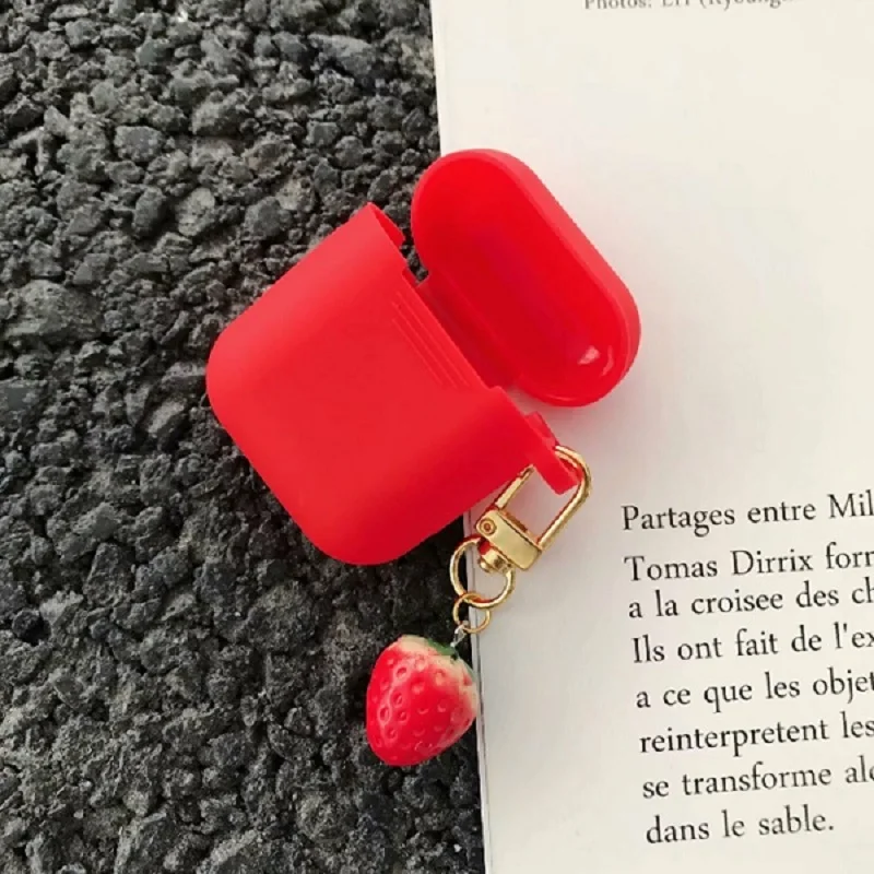 Милый мультяшный защитный чехол для AirPods с клубничной пряжкой, ремешок на запястье, Bluetooth, беспроводные наушники, силиконовая коробка для зарядного устройства