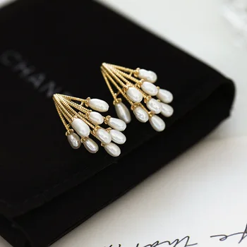 

Bilincolor fashion golden white pearl cluster earring for women