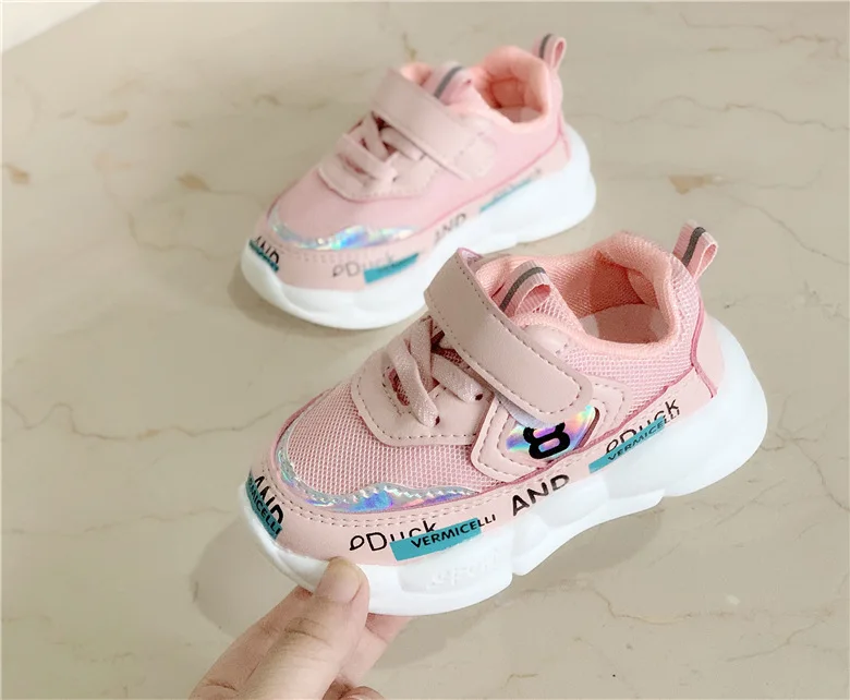 Осенняя брендовая повседневная обувь для новорожденных девочек; Корейская обувь; мягкие Нескользящие удобные кроссовки; детские кроссовки