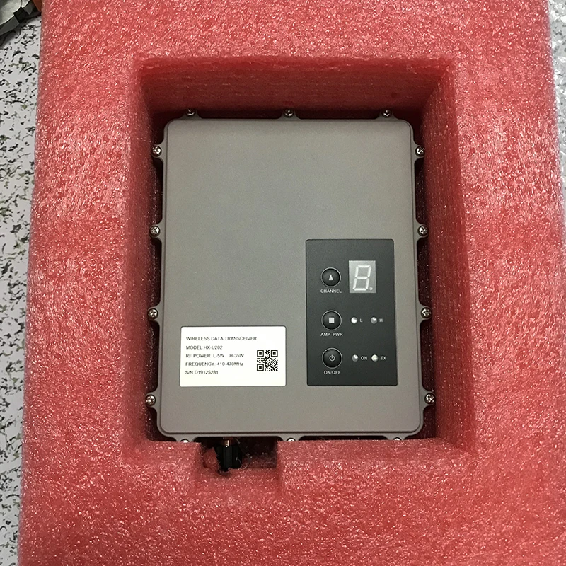 1 комплект Harxon HX-U202 внешняя Одиночная передача данных Цифровая радиостанция Высокая мощность 35 Вт 410-470 МГц наружная