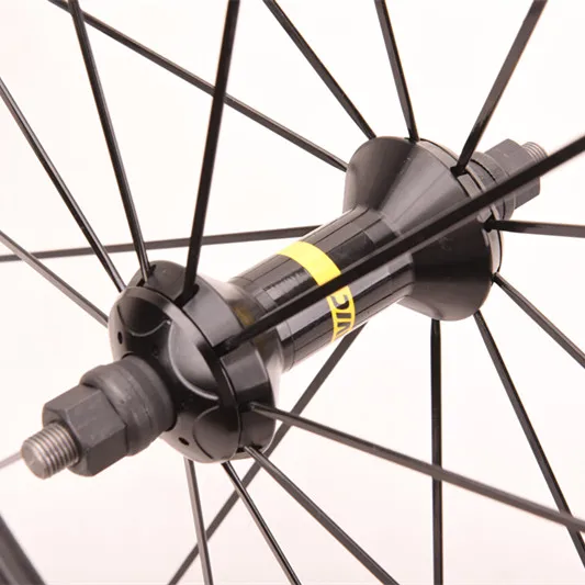 カーボントラック 88mm マット仕上げ クリンチャ リア ホイール