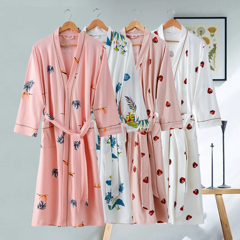 100% Cotton Robe For Women Lovely Strawberry Printing Bathrobe Soft Ladies Casual Cotton Sleeprobe Loose Homewear