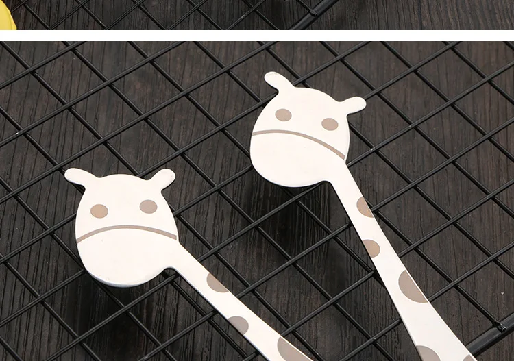 Giraffe Cartoon 304 Stainless Steel Fruit Fork Cute Two Teeth Fork Dessert Moon Cake Fork