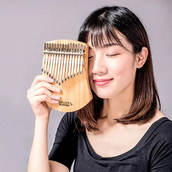 

1b Tone Gecko K17cas Kalimba 17-key solid Camphorwood Kalimba with command and tuning hammer, portable thumb piano Mbira