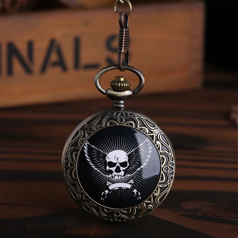 

FOB Pocket Watch Steampunk Retro Bronze Skull Theme Pocket Watch with Belt Chain Quartz Mens Skull Watch Gifts Relogio De Bolso