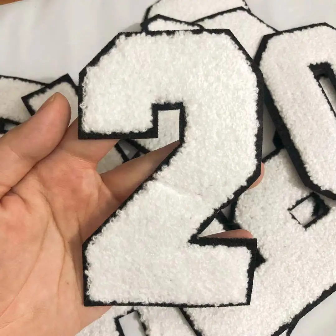 대형 흰색 디지털 셔닐 실 수 놓은 철 패치 Applique Diy 번호 배지 패치 아이 의류 가방 액세서리