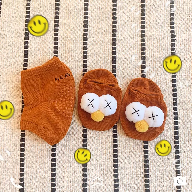 2 пар/компл. мультфильм Детские носки с заплатами на коленях, носки для маленького мальчика/девочки Нескользящие хлопковые детские носки с резиновой подошвой, носки со Sokken