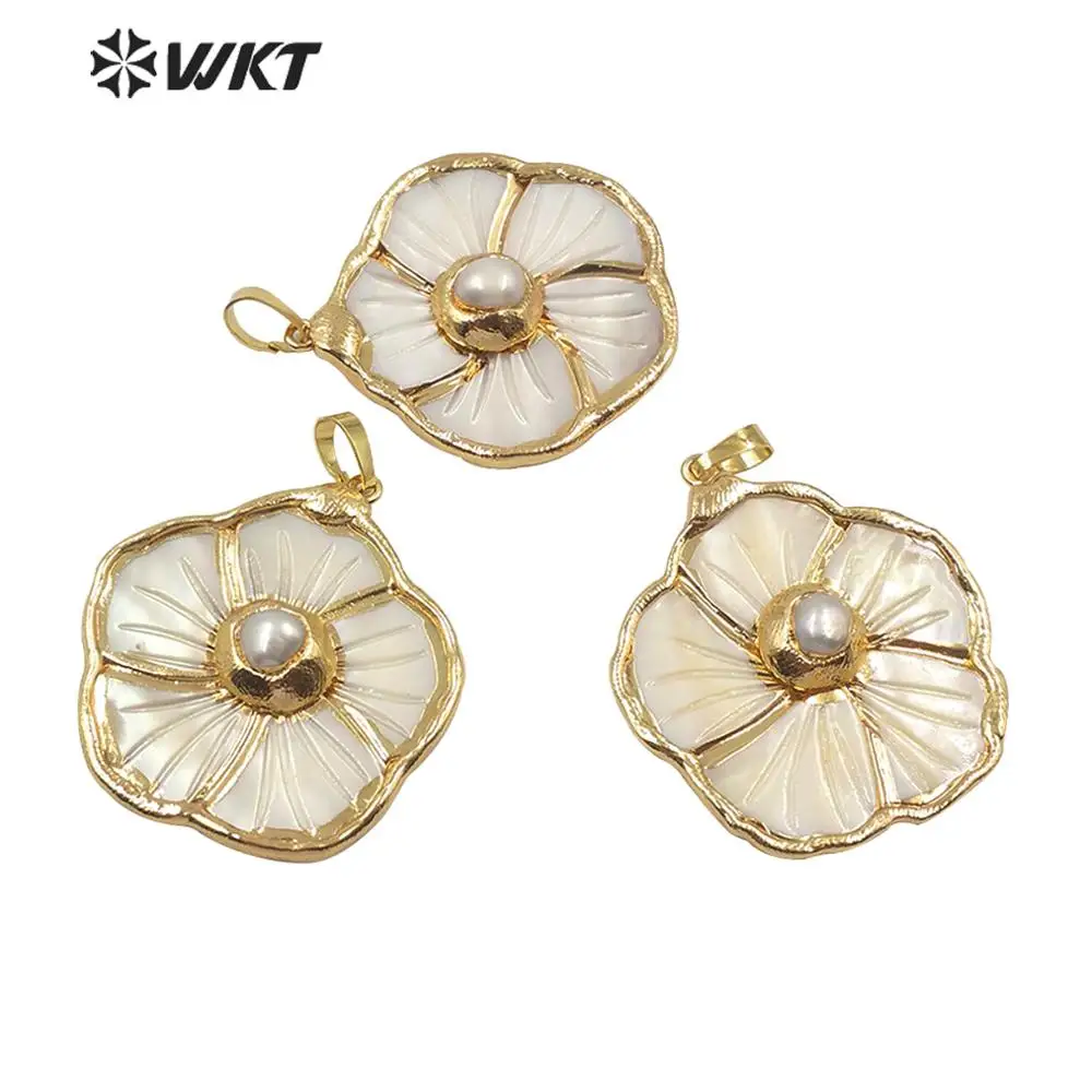 WT-JP171 Newst Product Vintage White Shell Pendant With Carved Flower Shape For Women Jewelry 2