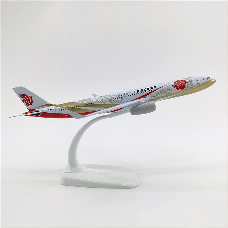 Air China A330 20 см 1:400 весы Airbus A330-200 модель Air China airline литье под давлением сплав Самолет Самолеты детские подарки коллекционный дисплей - Цвет: Air China A330
