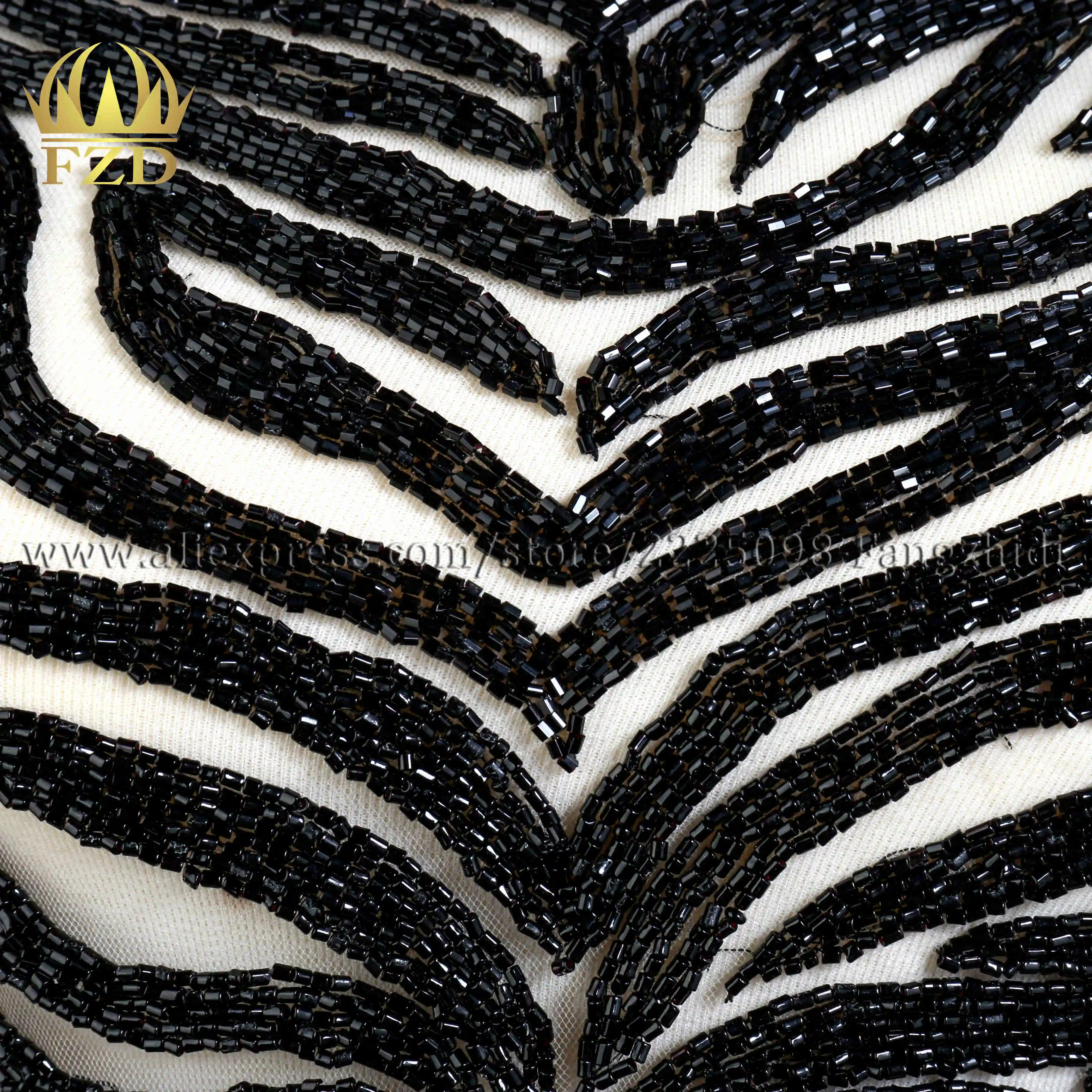 Черное платье с бусинами 1 шт. аппликацией марлей для самостоятельного