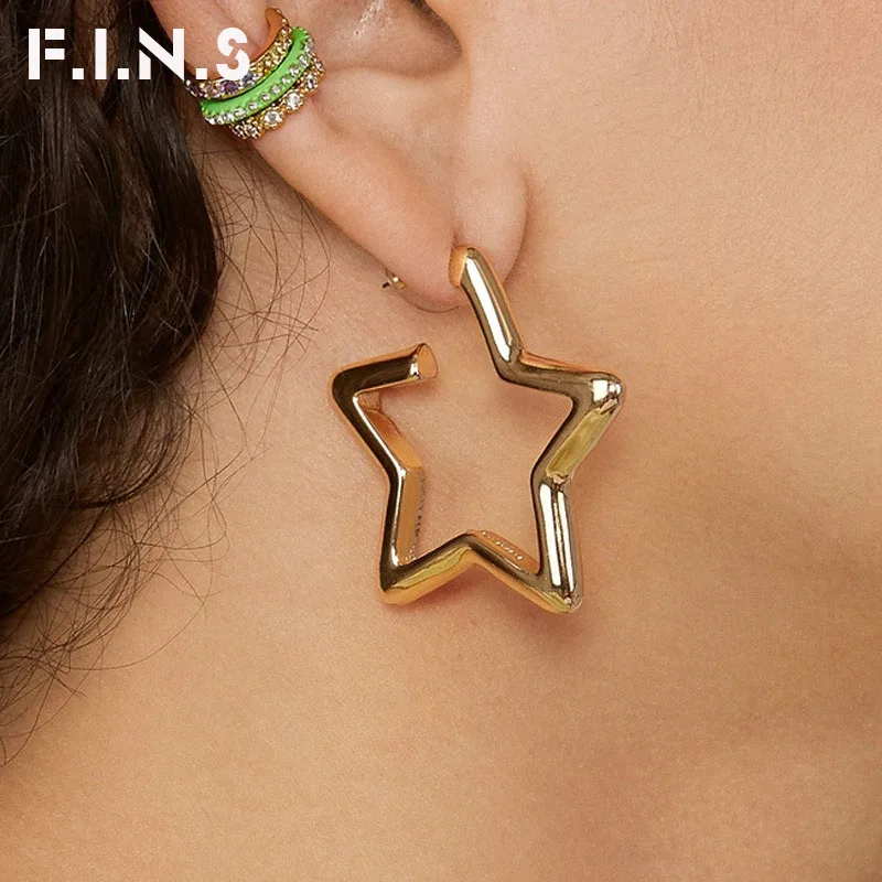 

F.I.N.S Korean Earrings Simple Star Hoop Earrings for Women Gold Color Metal Statement Earrings Fashion Jewelry Minimalist