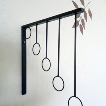 

Iron 5 Ring Wall Mount Clothing Hanger for Garment Scarf Handbag Shop Display Holder