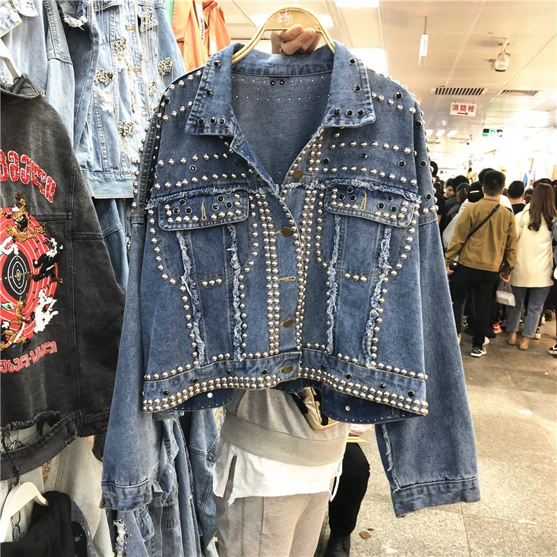Günstig 2019 herbst Frauen Harajuku Rot Denim Jacke Mantel Schwere Hand Perlen Niet Kurze Schwarze Jeans Jacke Studenten Grund Mäntel Outfit