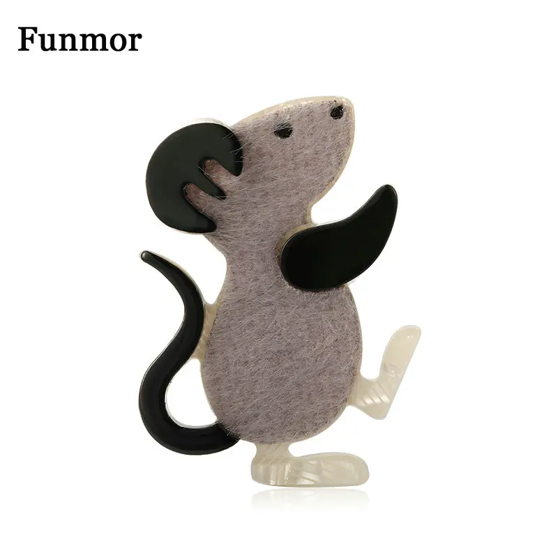 

Funmor Kawaii Mouse Brooches Artificial Leather Acrylic Pin Women Children Gathering Party Accessories Sweater Jackets Ornaments